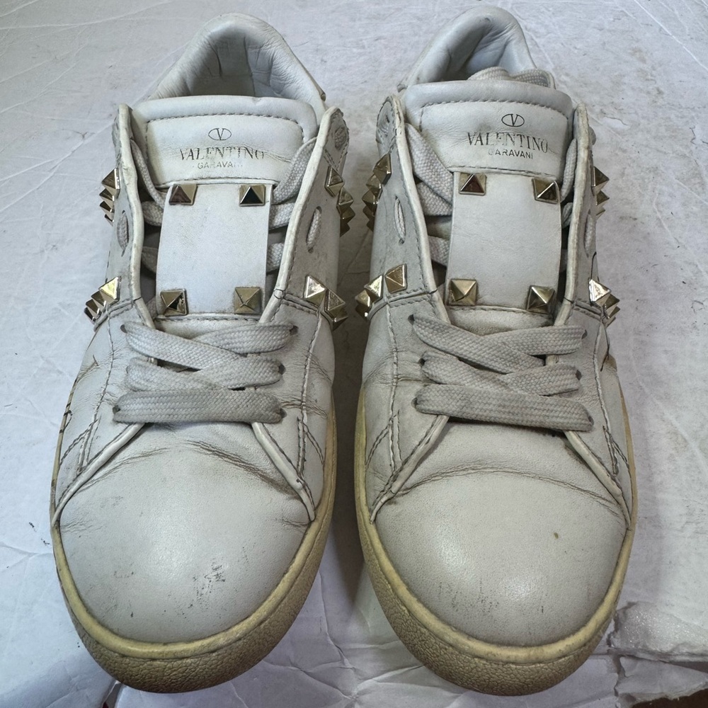 Valentino Garavani Rockstud Leather Sneakers Lace Up Trainers Shoes Graphic Rare - Picture 4 of 16